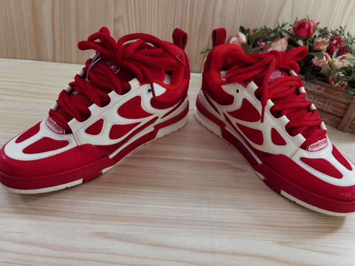 L1VV TRAINER