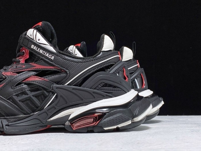 Balen Runner Sneakers Red Black 570391 W2GN7 2010