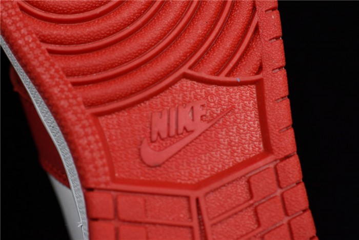 Air Jordan 1 Rebel “Chicago” red AT4151-100