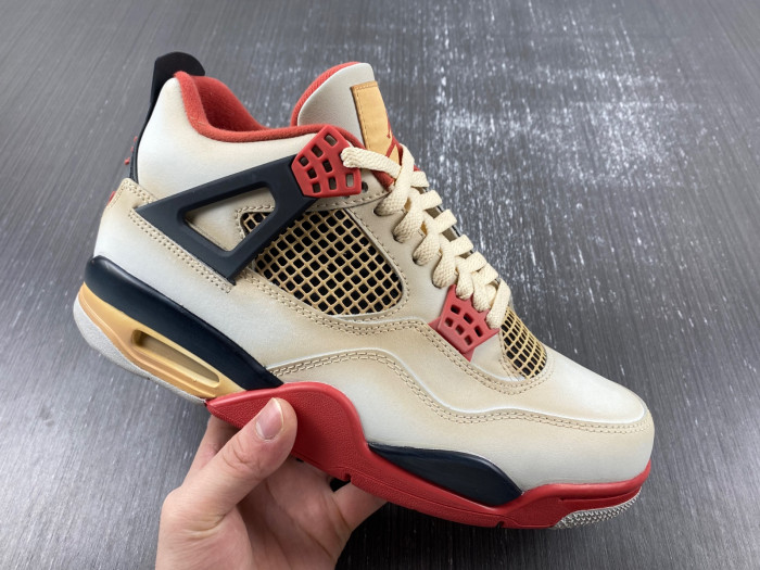 Air Jordan 4 Vintage red