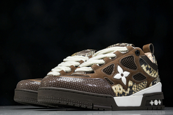L1VV TRAINER