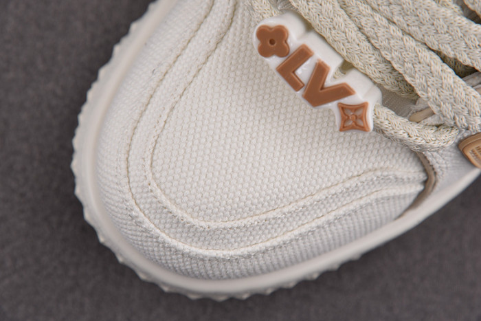 L1VV TRAINER