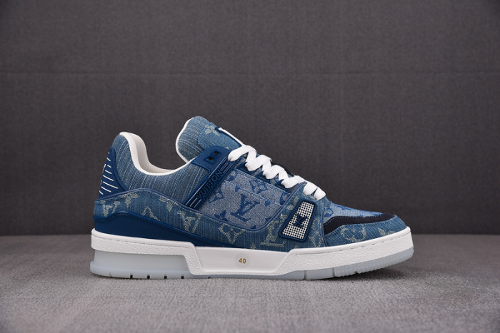L1VV TRAINER