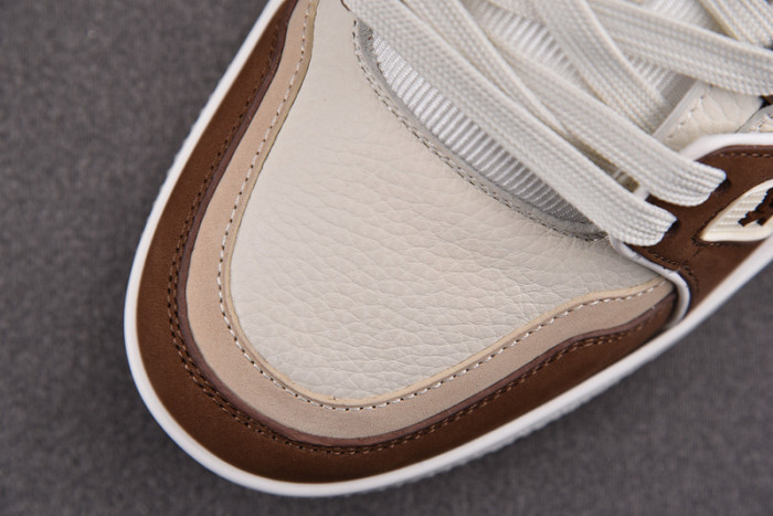 L1VV TRAINER