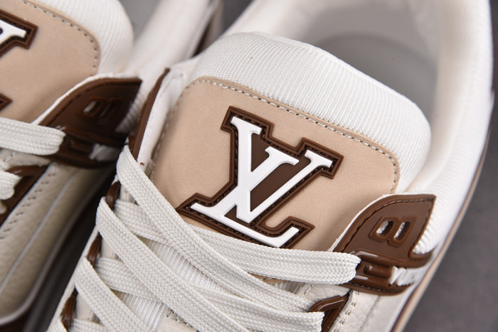 L1VV TRAINER