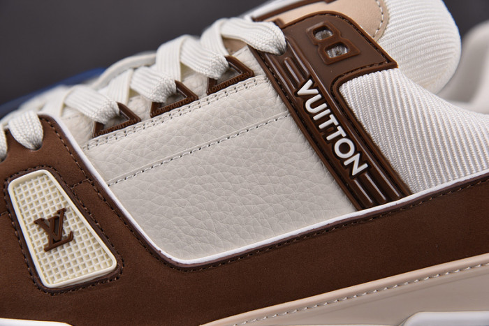 L1VV TRAINER