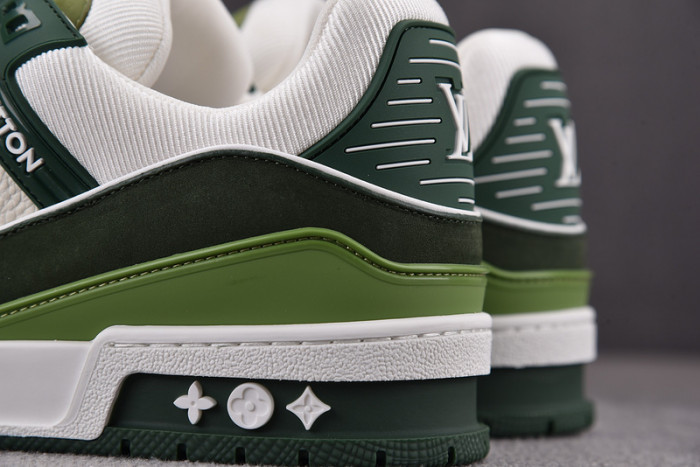 L1VV TRAINER