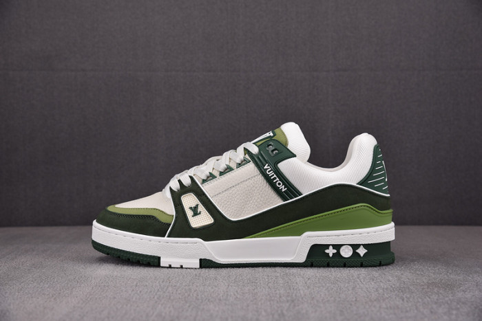 L1VV TRAINER