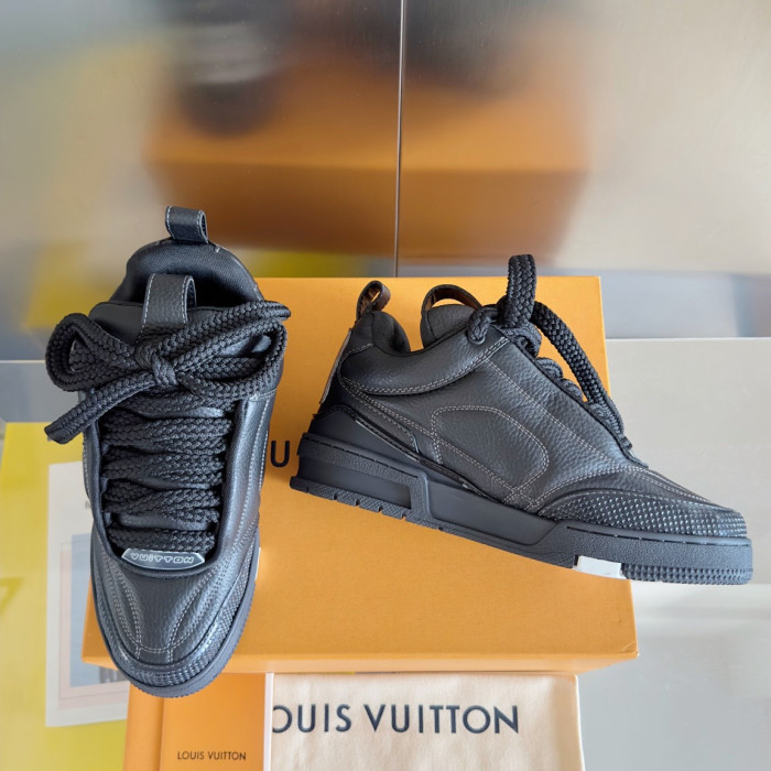 L1VV TRAINER