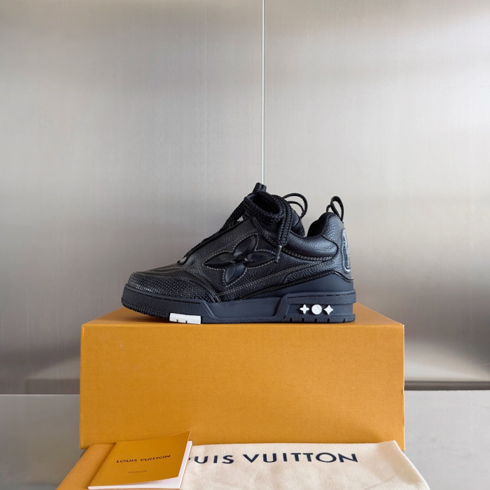 L1VV TRAINER