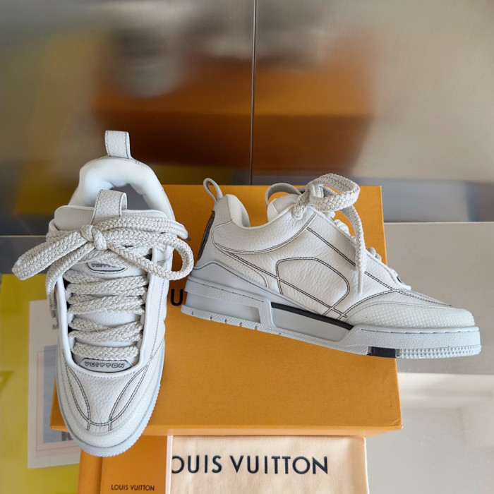L1VV TRAINER