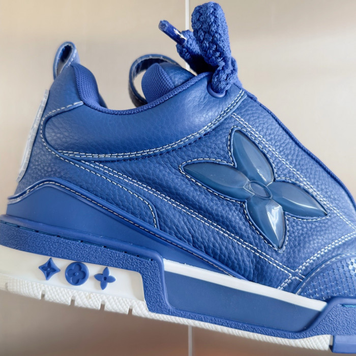 L1VV TRAINER