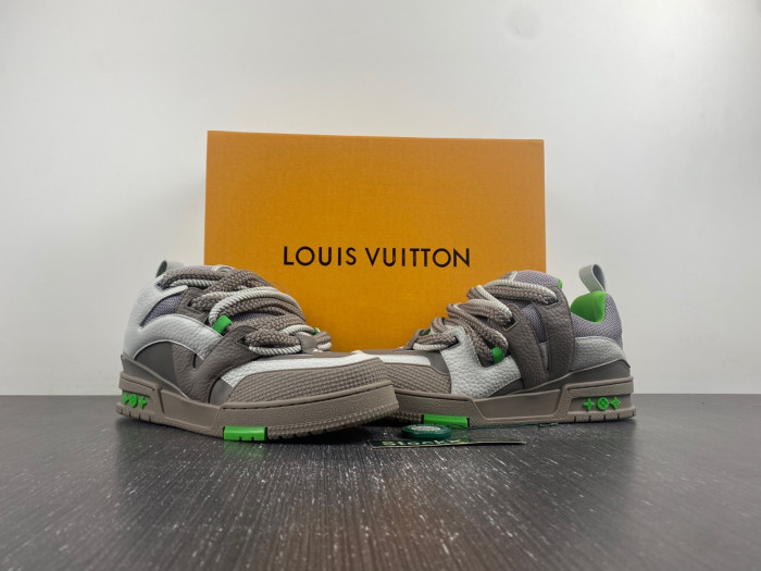 L1VV TRAINER