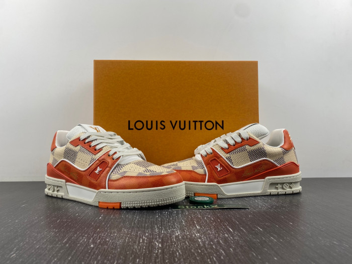 L1VV TRAINER