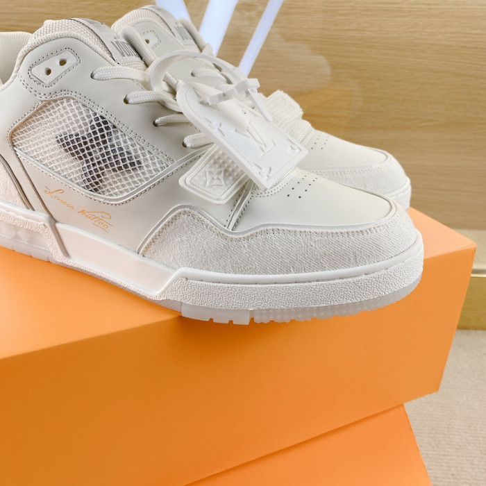 L1VV TRAINER