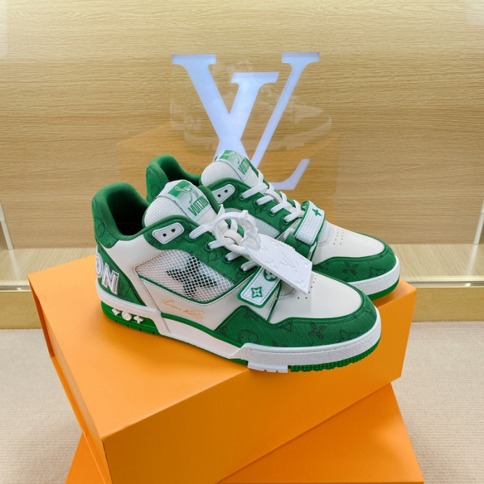 L1VV TRAINER