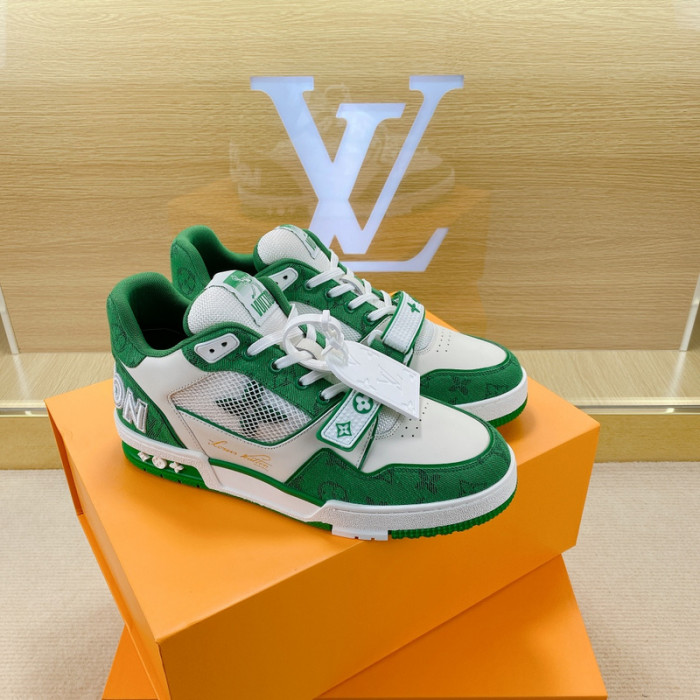 L1VV TRAINER
