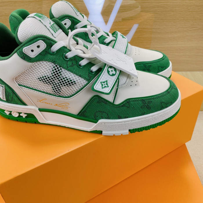 L1VV TRAINER