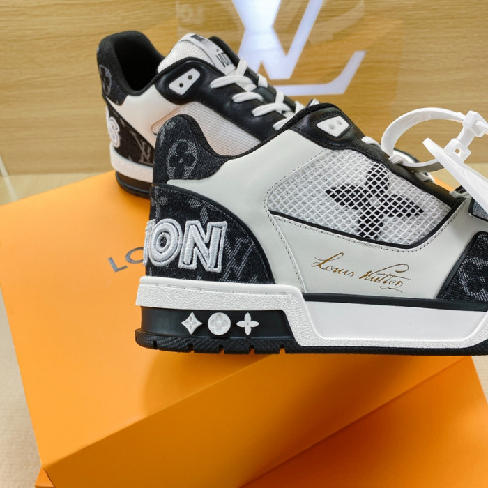 L1VV TRAINER