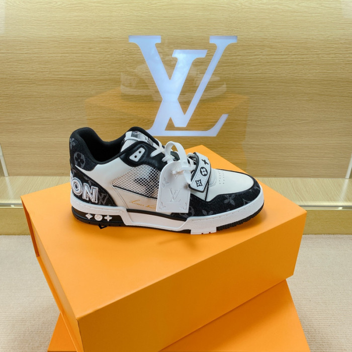 L1VV TRAINER
