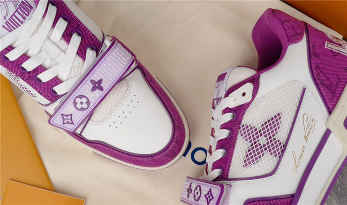 L1VV TRAINER