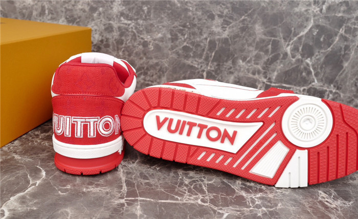 L1VV TRAINER