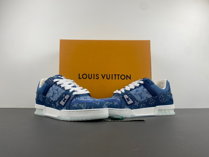 L1VV TRAINER