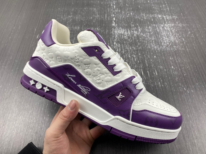 L1VV TRAINER