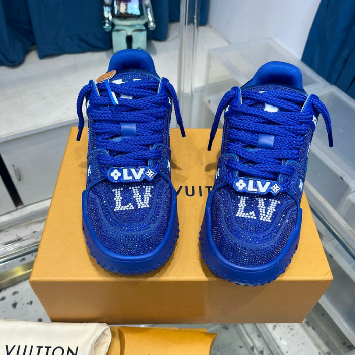 L1VV TRAINER