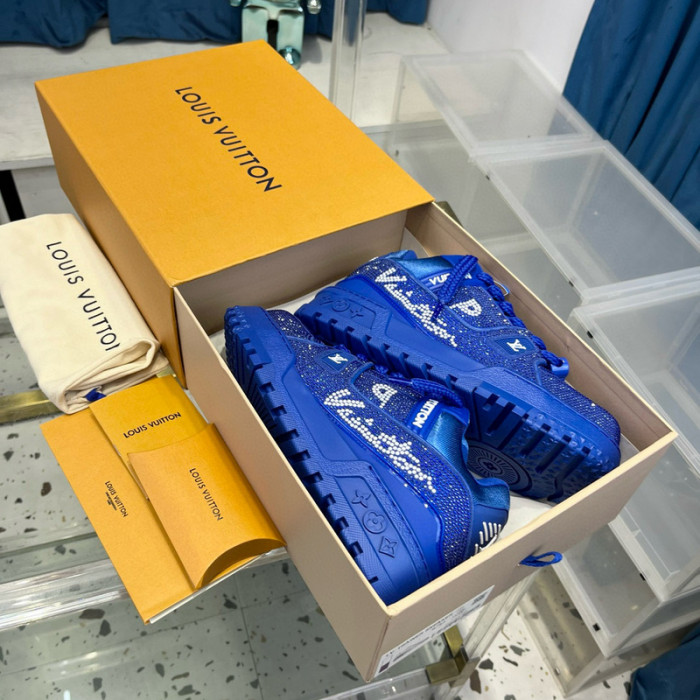 L1VV TRAINER