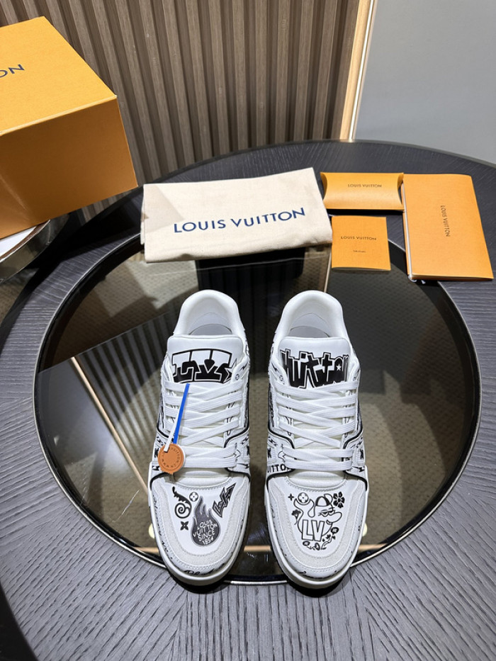 L1VV TRAINER