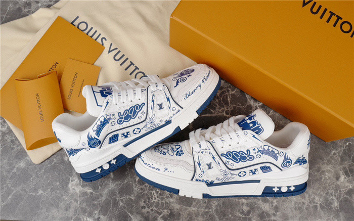 L1VV TRAINER