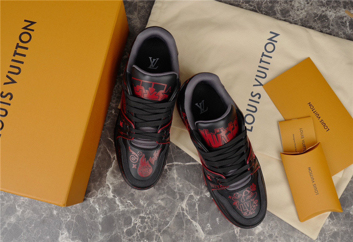 L1VV TRAINER