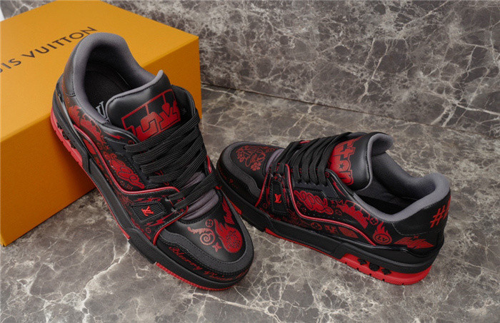 L1VV TRAINER