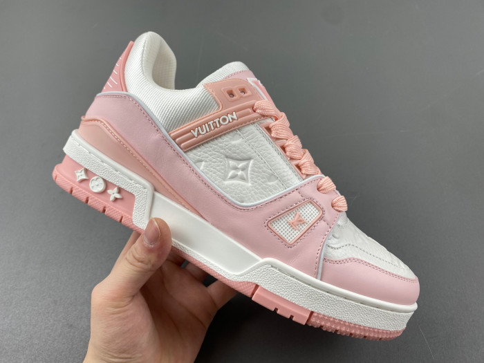 L1VV TRAINER