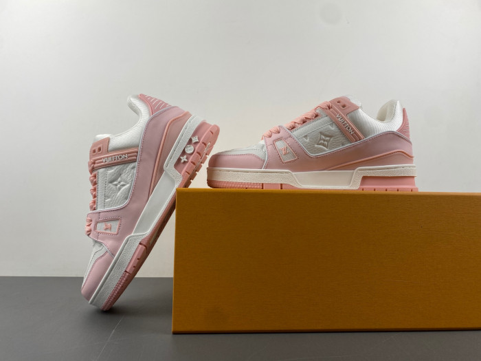 L1VV TRAINER