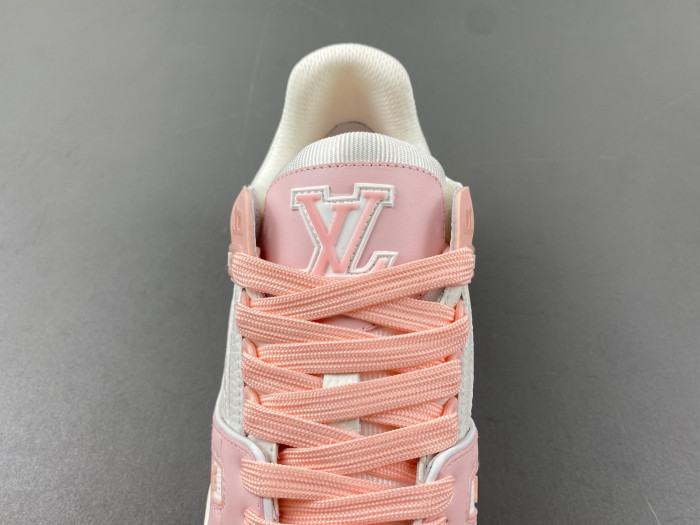 L1VV TRAINER