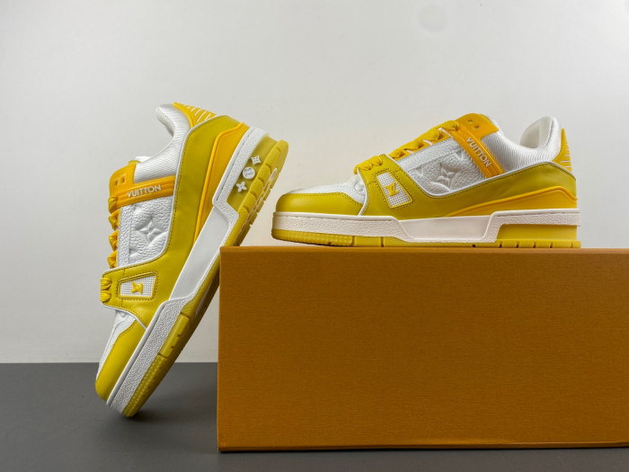 L1VV TRAINER