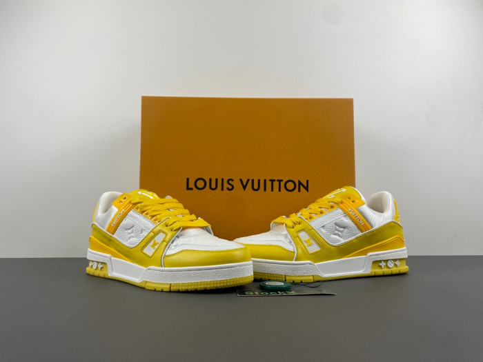 L1VV TRAINER