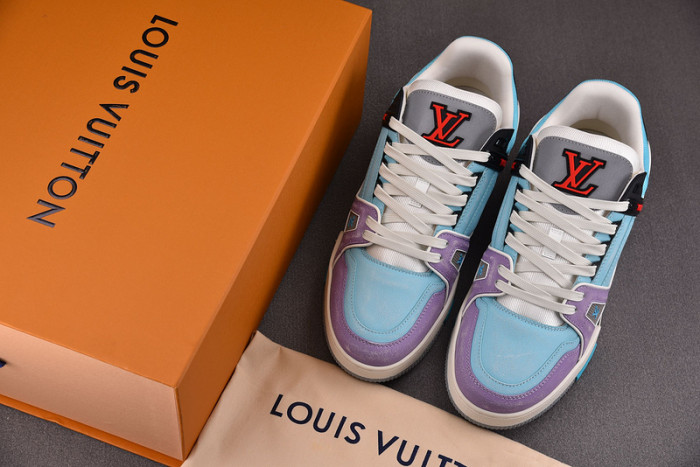 L1VV TRAINER