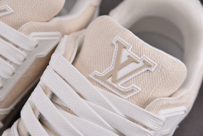 L1VV TRAINER