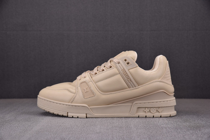L1VV TRAINER