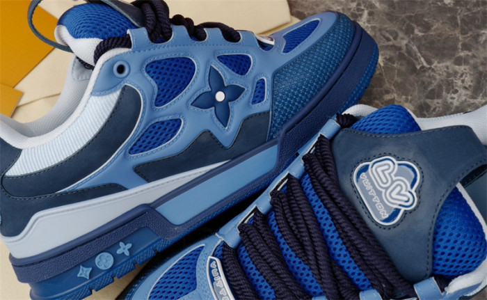 L1VV TRAINER