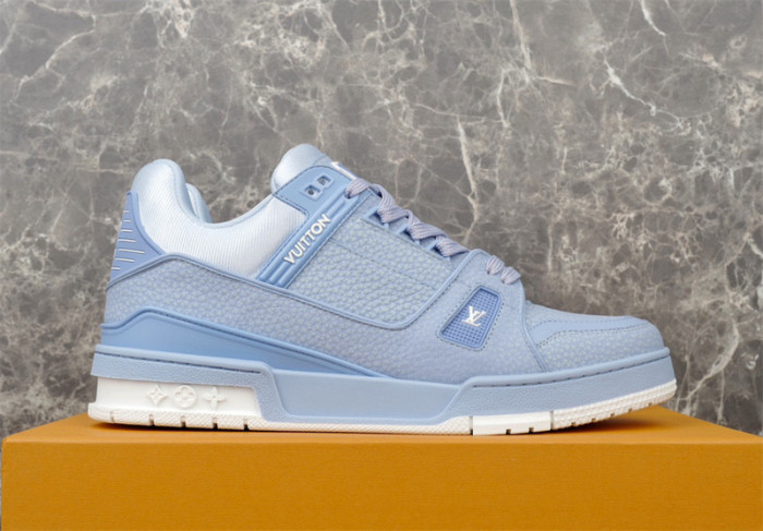 L1VV TRAINER