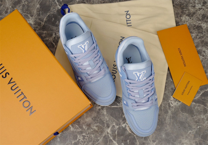L1VV TRAINER