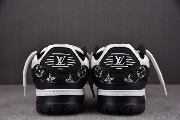 L1VV TRAINER