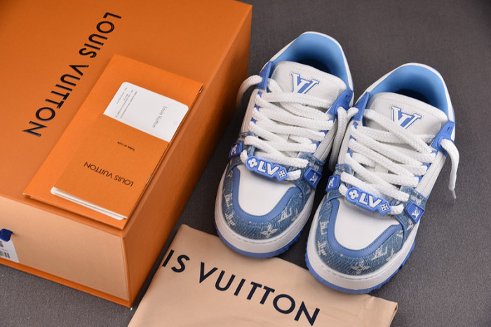 L1VV TRAINER
