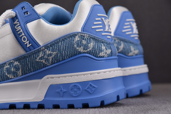 L1VV TRAINER
