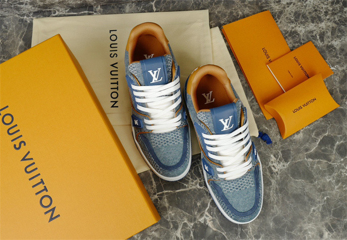 L1VV TRAINER