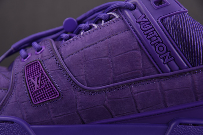 L1VV TRAINER